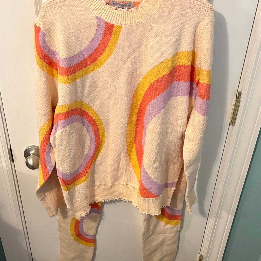 Vibrant Women's Crew Neck Sweater and pant set